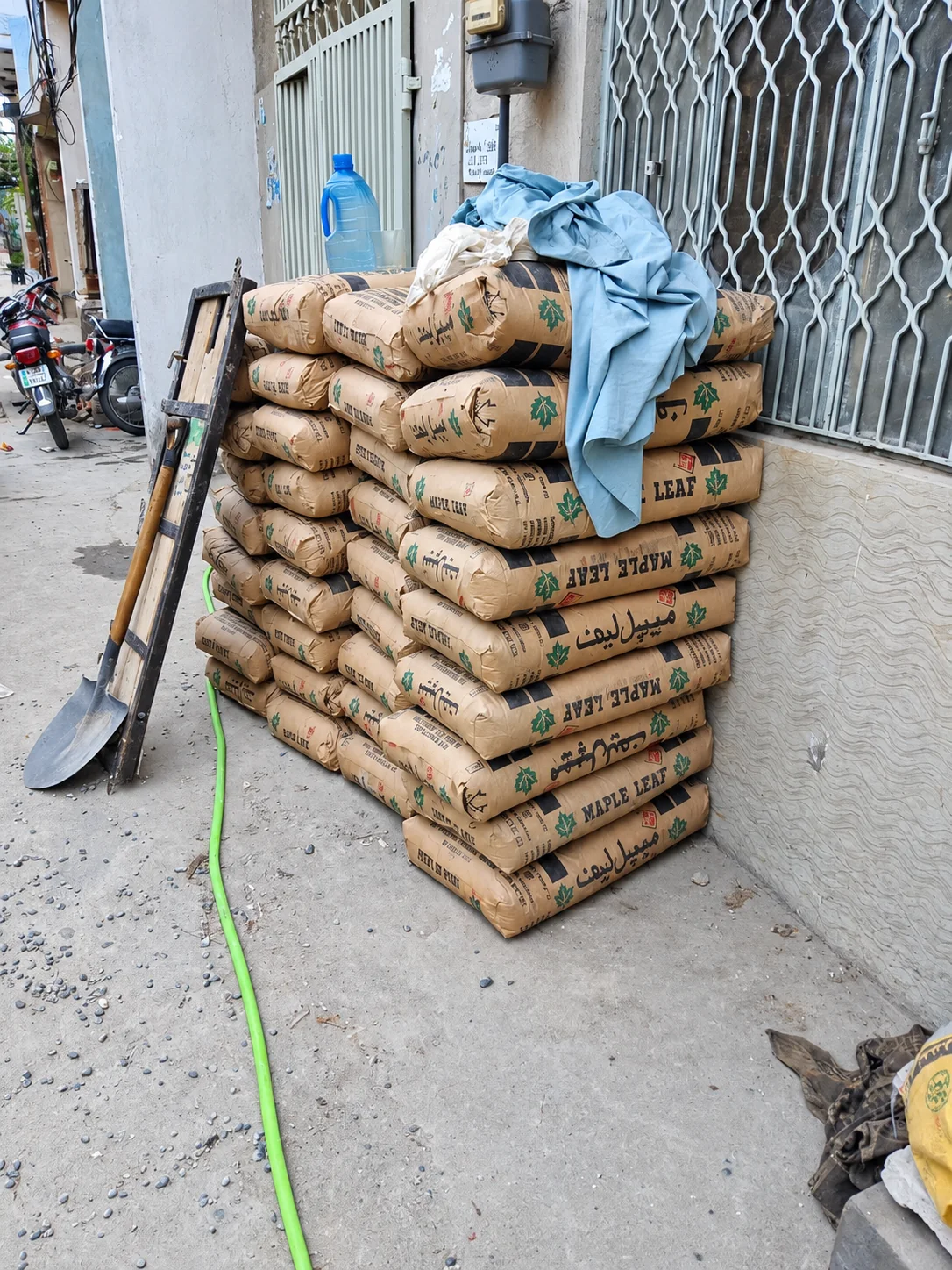 Cement supplies ready for construction